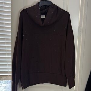 Varley Double Soft Sweatshirt in size medium, with gold zippers